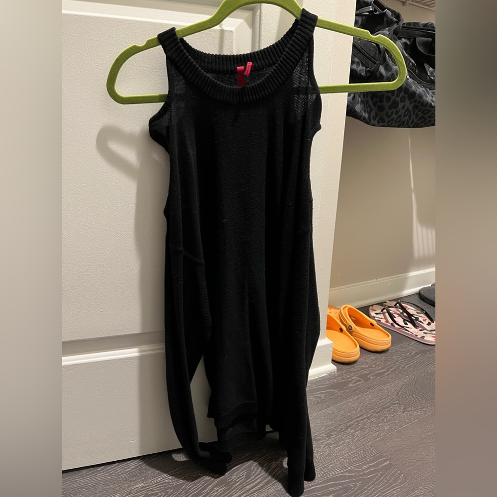 Black Long Sleeve Sweater Top. Open at the shoulders